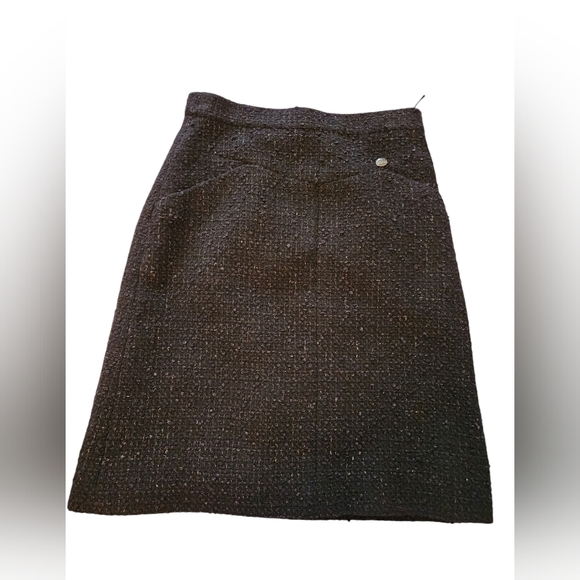 Mint condition Authentic Tweed Chanel women suit set - Picture 9 of 17